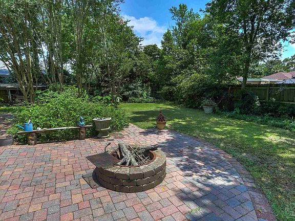 5th image of 4251 Crawford Dr
