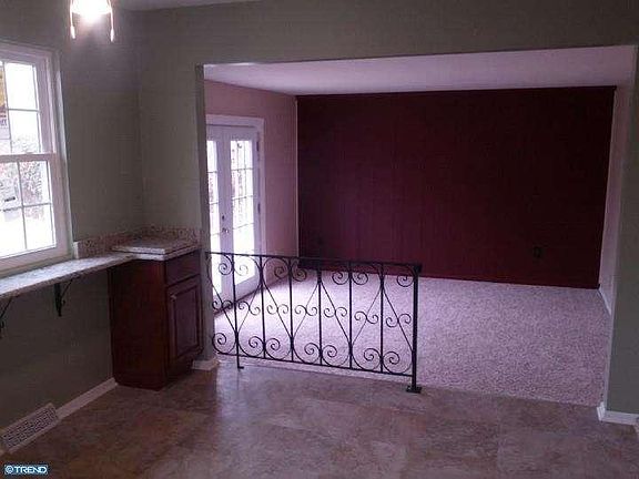 3rd image of 300 Vassar Dr