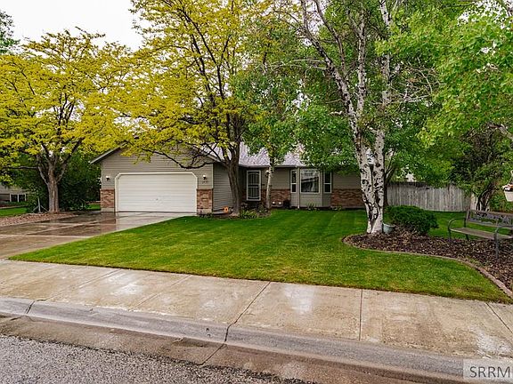 2nd image of 3434 Creek Side Dr