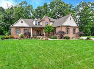 213 Crimson Trl, Tallmadge, OH 44278