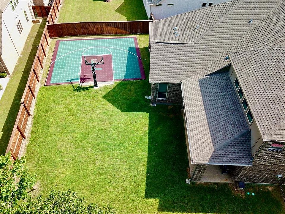 1st image of 9408 Blackpine Ct