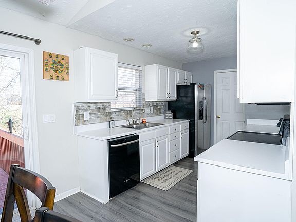 4th image of 7434 Sterling Springs Way