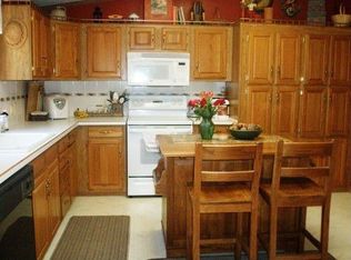 W4137 Pine Valley Rd, Belleville, WI 53508