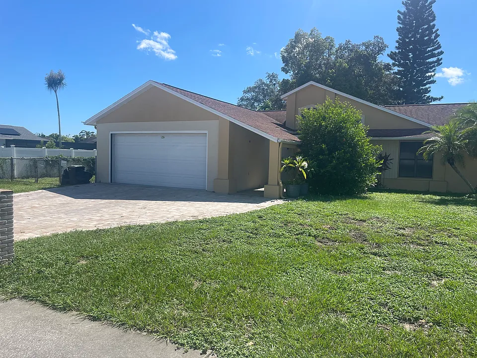 9412 Lake Chrise Ln