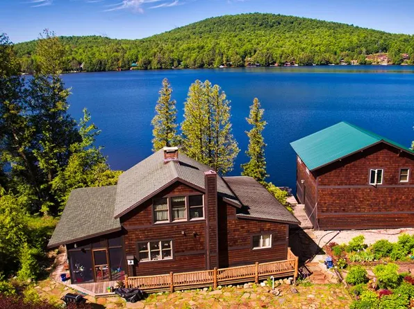 212 Cypress Dr, Malone, NY 12953