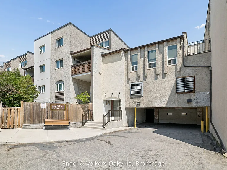 1055 Dundas St E #184 — Photo 1