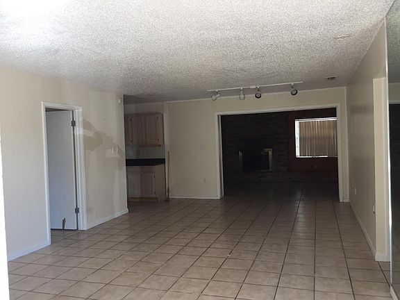 4th image of 4503 W Fair Oaks Ave