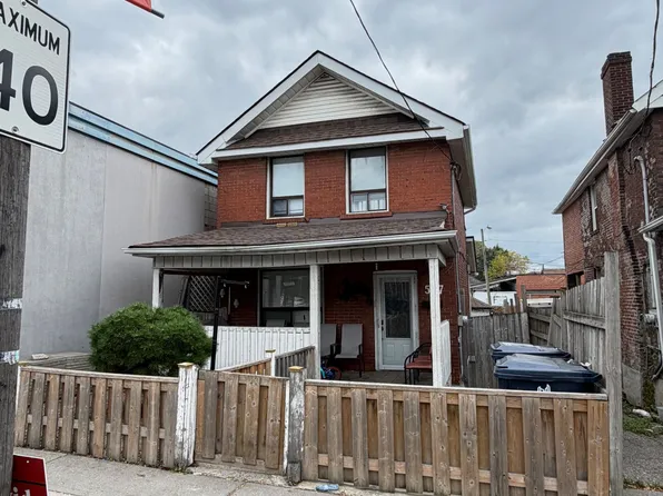 567 Rogers Rd, Toronto, ON M6M 1B7