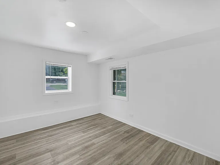 37544 N Columbus Ave — Photo 15