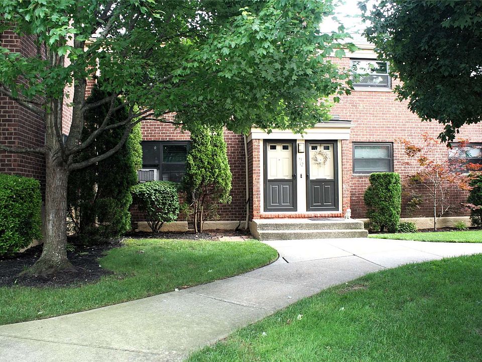 Windsor Oaks Apartments Oakland Gardens, NY Zillow