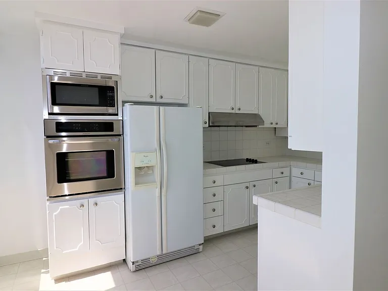 2999 E Ocean Blvd #2040 — Photo 6