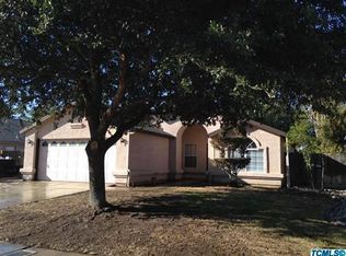 1048 E Carob Ave, Reedley, CA 93654