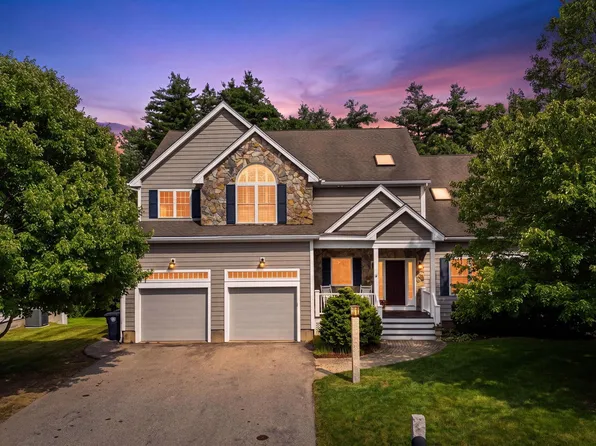 21 Daylily Drive, Nashua, NH 03062
