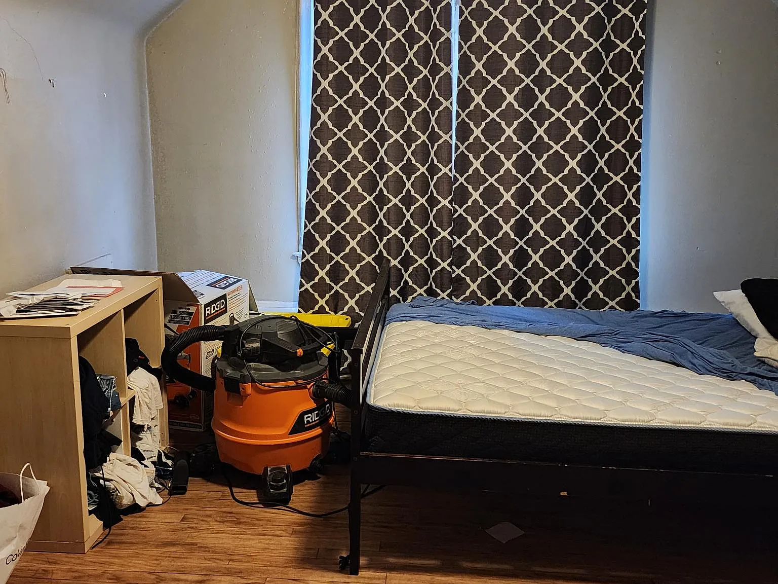 4 bed, 1741 sqft, $2,100 — Photo 4