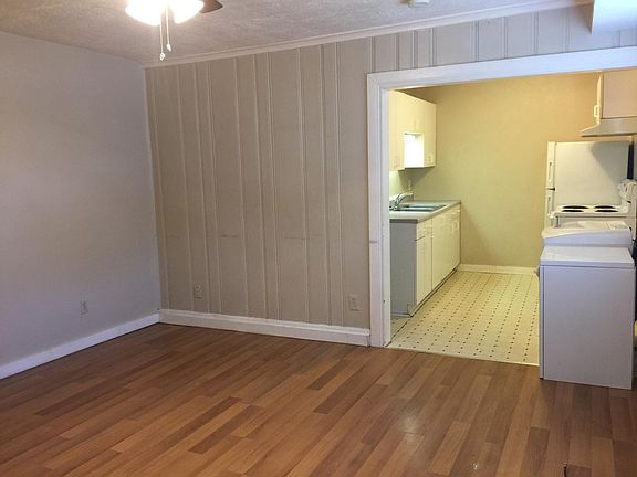 4th image of 1601 1st St APT 3