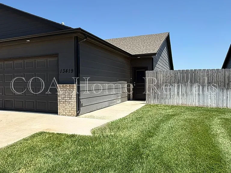 13417 W Haskell Ct #13419 — Photo 2
