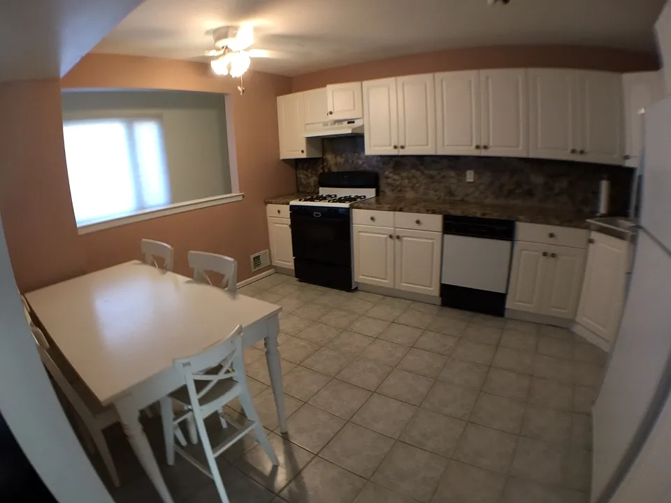 Eat in Kitchen