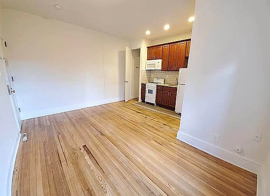 3rd image of 115 Ocean Ave #67