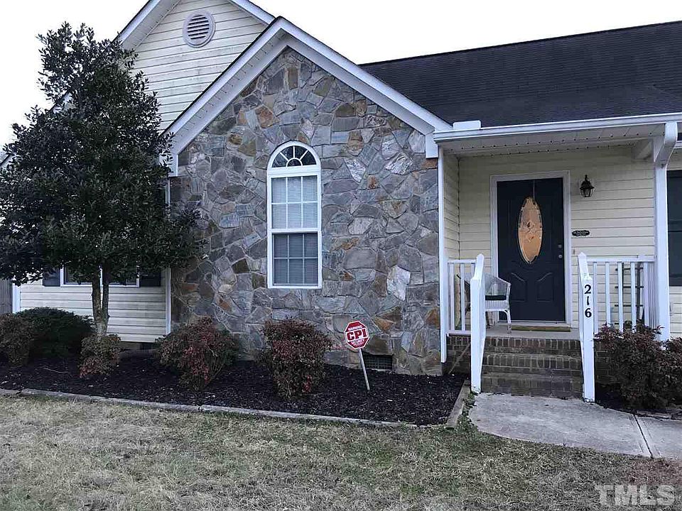 2nd image of 216 E Drake Ln
