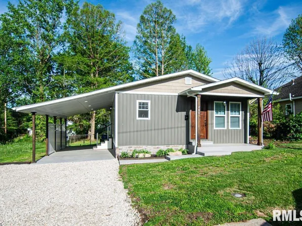 406 N Cochran St, West Frankfort, IL 62896