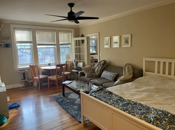 393 Broadway APT 1, Cambridge, MA 02139
