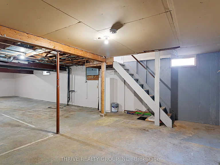 624 Mornington Ave — Photo 23