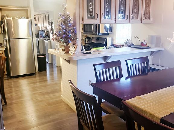 4th image of 146 W Linda Vista Ln