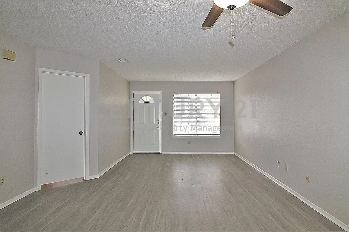 Building Photo - 1705 Fitzgerald Ct