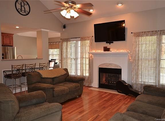 3rd image of 5219 Morning Dove Ct