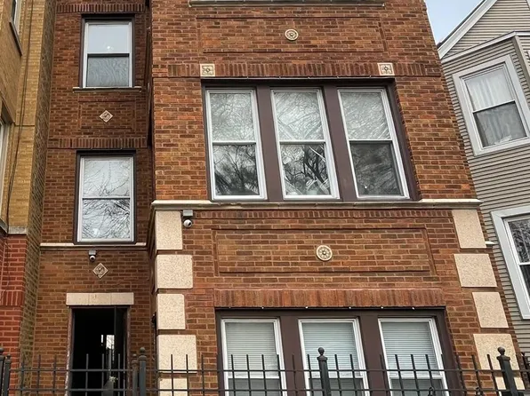 3530 W Palmer St, Chicago, IL 60647