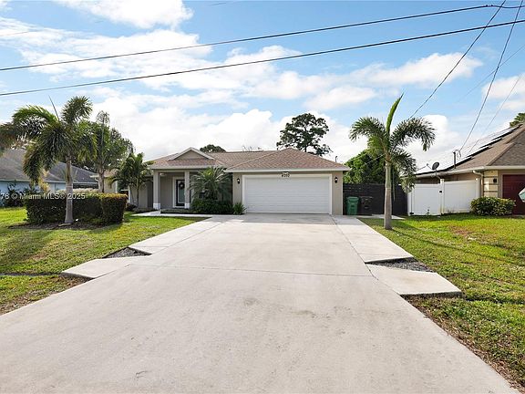 2nd image of 4050 SW Balleto St