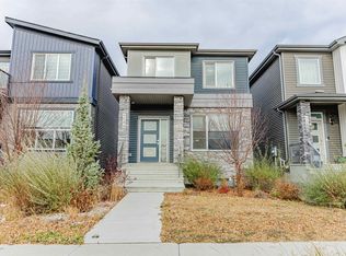 8086 Kiriak Line SW, Edmonton, AB T6W 4V2