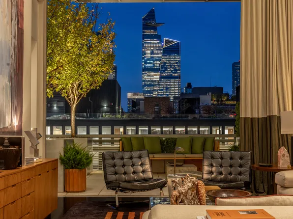 524 West 19th Street image 7 of 29