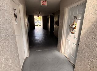 2565 W 56th St APT 101, Hialeah, FL 33016