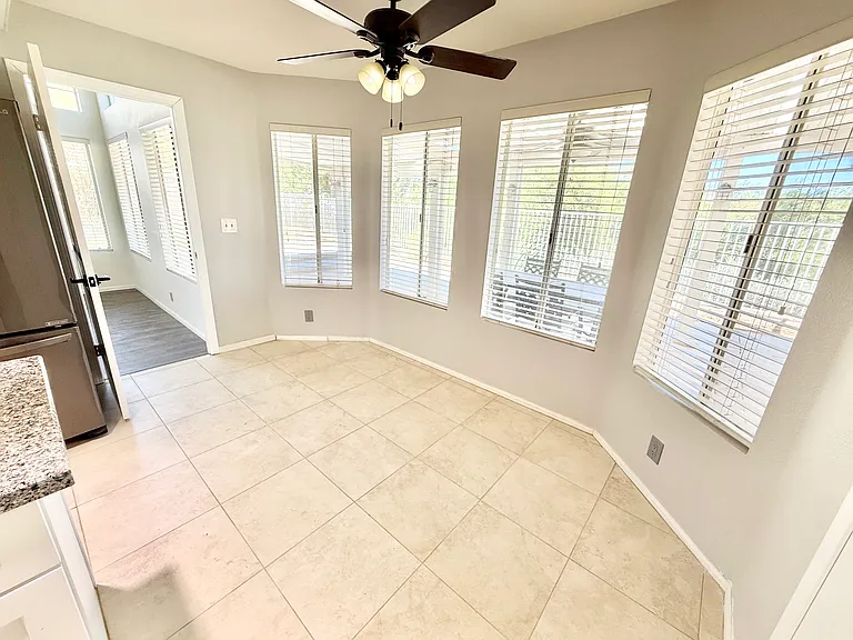 39968 Milkwood Ln — Photo 25
