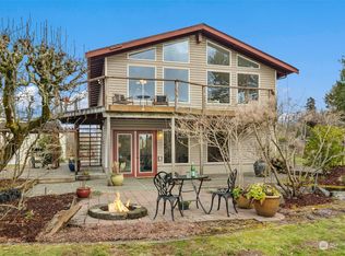 9207 SW 183rd Pl, Vashon, WA 98070