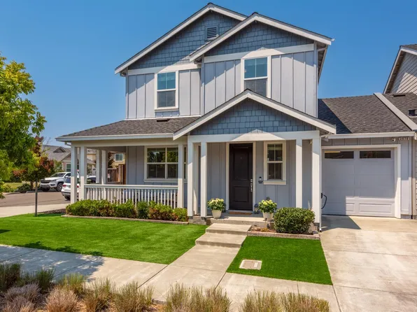 2976 Bay Village Avenue, Santa Rosa, CA 95403