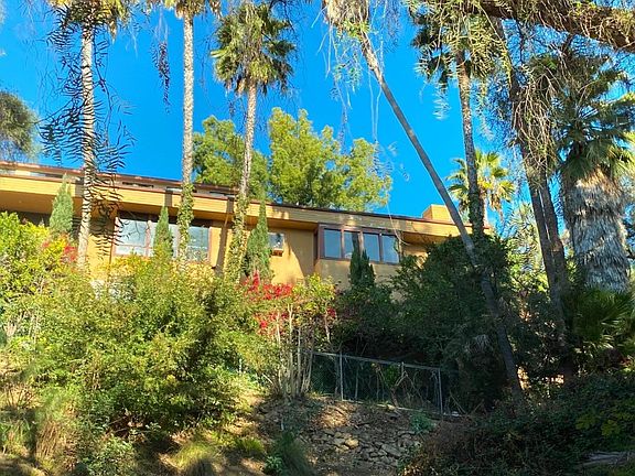 2nd image of 1951 Valley Quail Dr