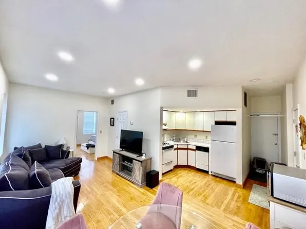 2A Baldwin Pl, Boston, MA