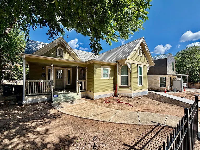 Modern Luxury in San Marcos' Premier Courtyard Community Now Leasing! — Photo 1