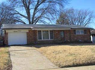1409 Rosaire Dr, Saint Louis, MO