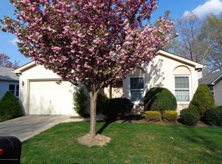 1538 Alpen Ln, Toms River, NJ