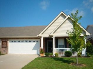 1311 Crofton Park Dr, Columbia, TN 38401