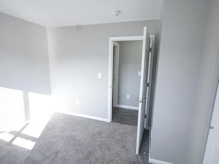 3405 Lindsay Dr — Photo 10