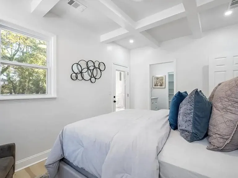 763 Center Hill Ave NW — Photo 23