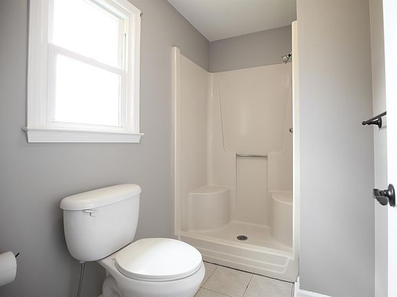 5th image of 531 Sharondale Dr