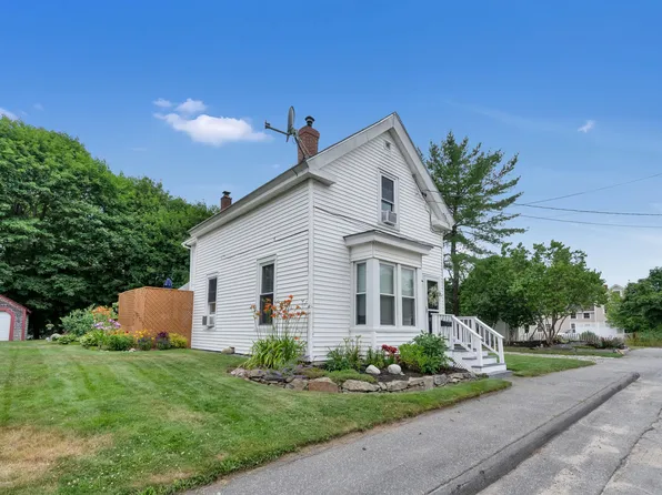 12 Maple Street, Bath, ME 04530