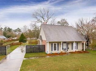 7635 Elmwood Dr, Denham Springs, LA 70706