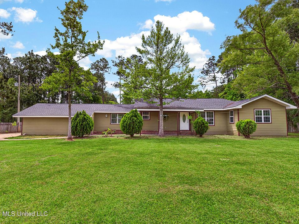 1st image of 13291 Larkin Dr