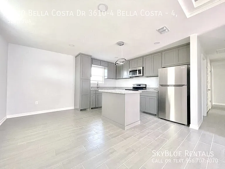 3610 Bella Costa Dr #4 — Photo 6